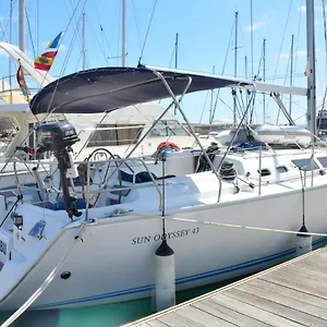 Velero Babu Bateau-hôtel